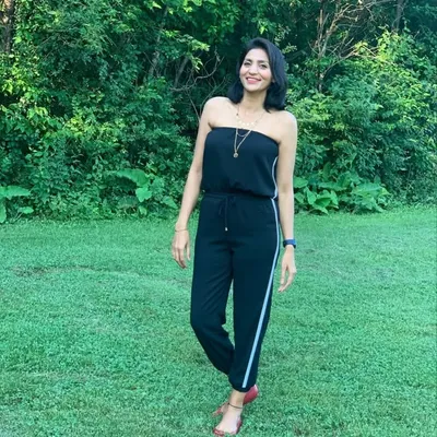 The delhi yoga girl profile