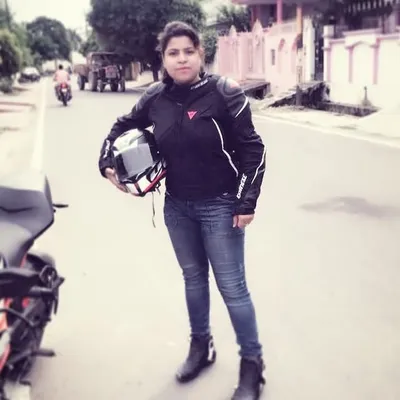 Biker Neha Thakur profile