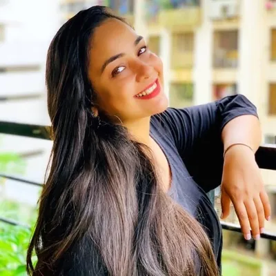 Binal | Food and Product stylist profile