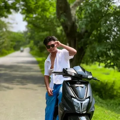 Mr Himangshu profile