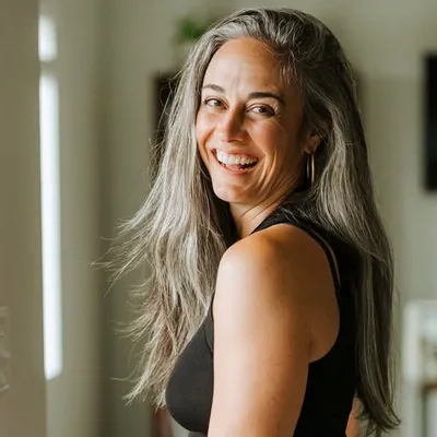 LINDSEY CANTU | BIRTHFIT: Prenatal & Postpartum Fitness profile
