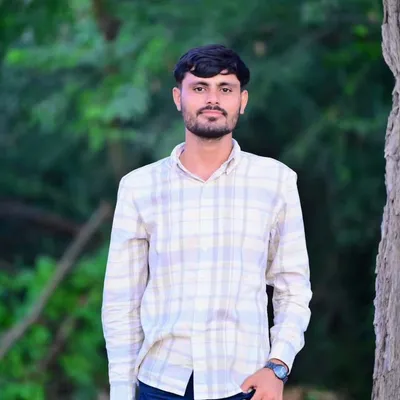 OMU KHICHAR♥️ profile