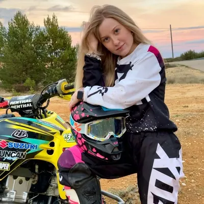 Patricia C. ⚡️22 profile