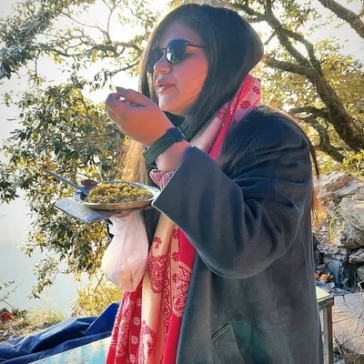 VINNI DARIYANI | Ahmedabad Food Blogger profile