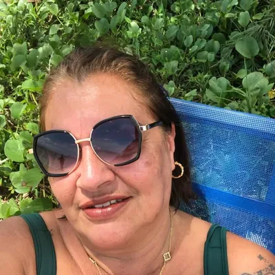Adriana Bitencourt profile