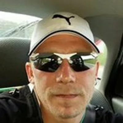 Bjarne Henriksen profile