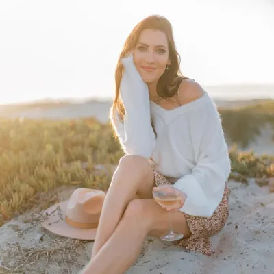 Becca Kufrin profile