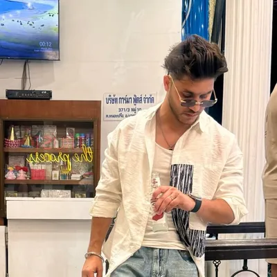 Gaurav Negiđź–¤ profile