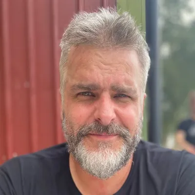 James Thompson, MFA profile