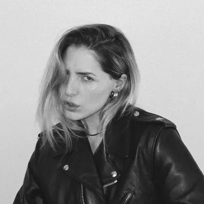 Blanche profile
