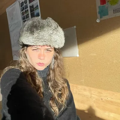 Blanche profile