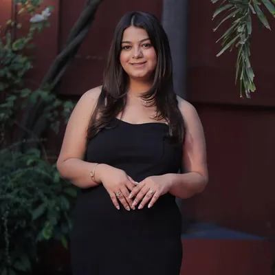 Surbhi | Makeup Artist | Makeup Educator profile