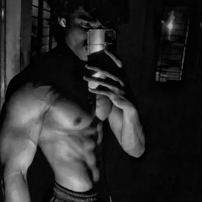 ・H A R S H 〆 ☄️ profile