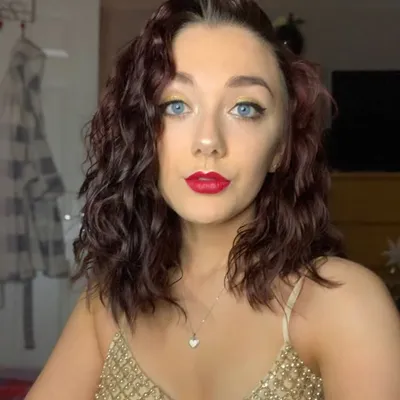 Jasmine👩🏼💻♥️ profile