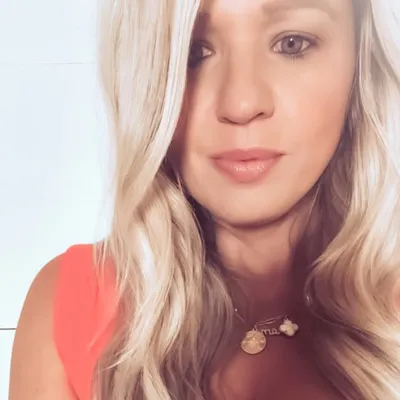 Ashley Brooke Harrison profile