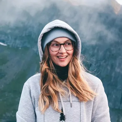 Julia Unkrig profile
