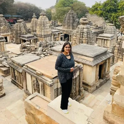 Vibhutii Paliwal || Lifestyle