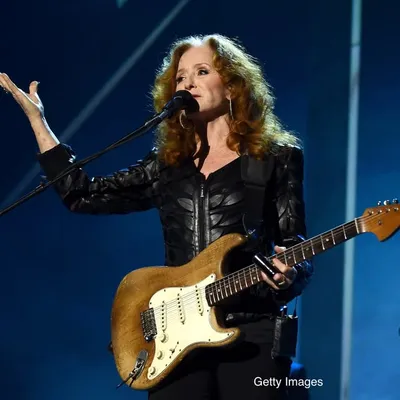 Bonnie Raitt profile