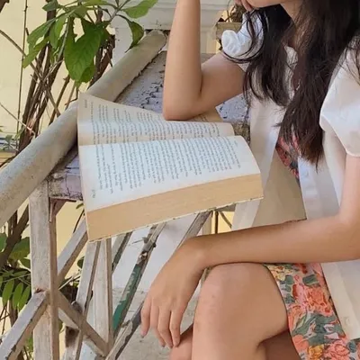 hafun’s book corner profile