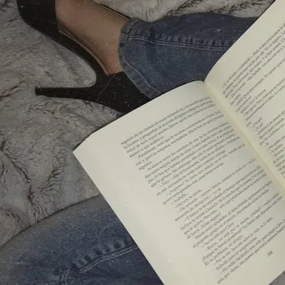 Laura✨ profile
