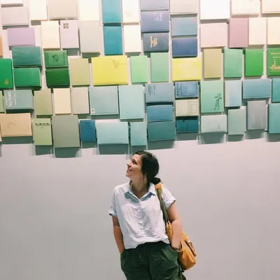 lauren profile