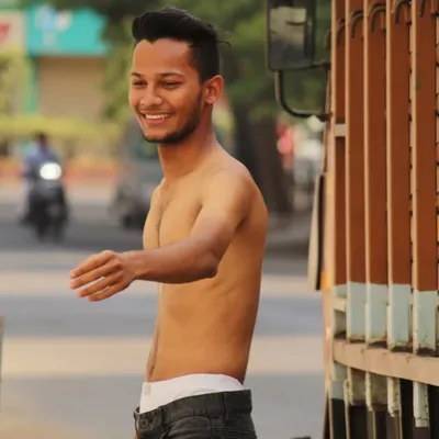 Vishal ๐ profile