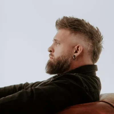 Brantley Gilbert profile