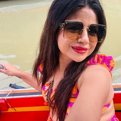 Simran Ansari profile