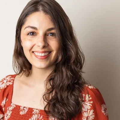 Julia Rose Estrada profile