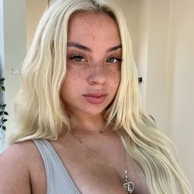 Breaunie Medina ๐ซ profile