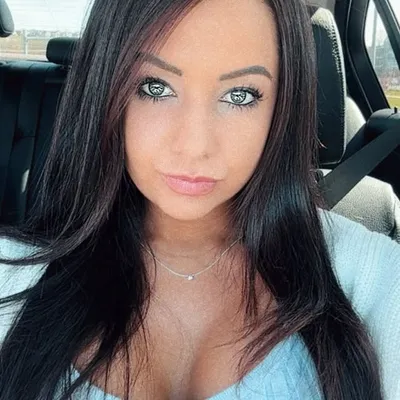 Bree' Cellone profile