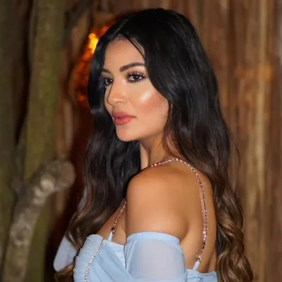 Dr. Brenda E| Model Lifestyle Blogger profile