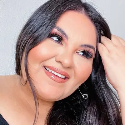 Brenda | Fashion, Beauty, & Pretty Things profile
