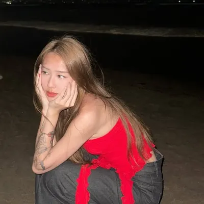 ⋆ ✦ Brenda Lai • 黎 ✦ ⋆ profile