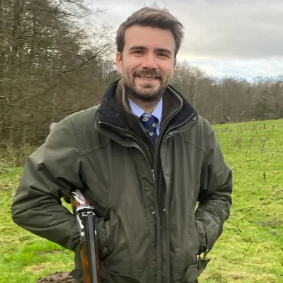 Brett Davies profile