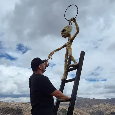 Brian Arloz profile