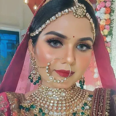 Mua Smita Mali 🤩 profile