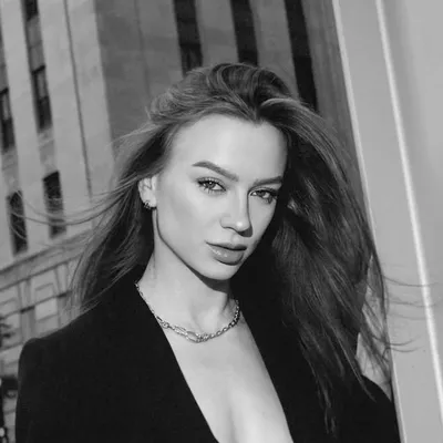 Elizabeth profile