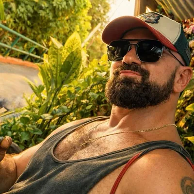 Grzegorz Maciaszek profile