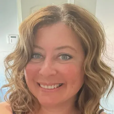 Brooke Doyle Thomas profile
