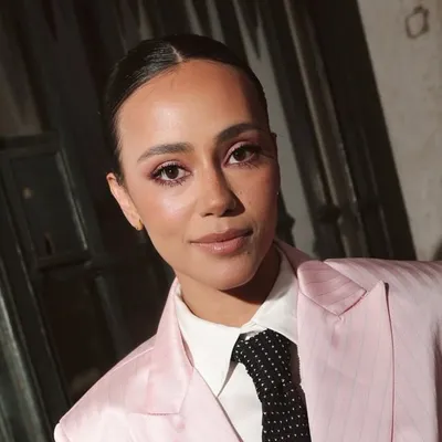 Bruna Gross Corby profile