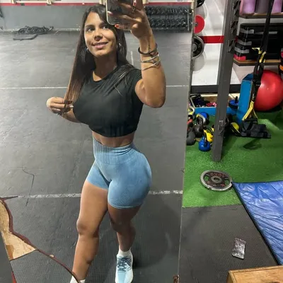 Paula Brun ✌ profile