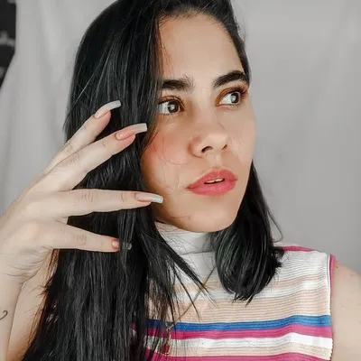 Brunieli Bernardi ✨ profile
