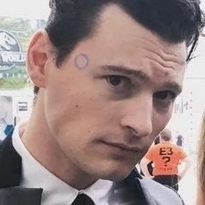 Bryan Dechart profile