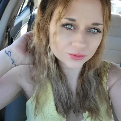 Lindsey profile