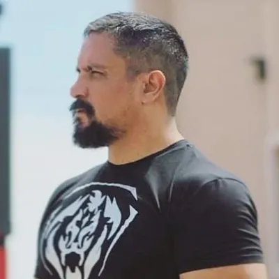 Enrique Bueno profile