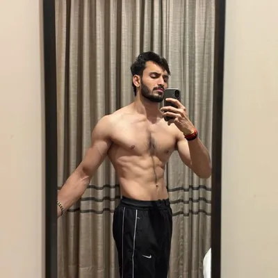 HONEY / FITNESS COACH profile