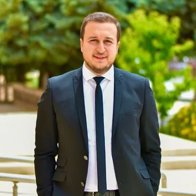 Dr. Burak Erdem profile