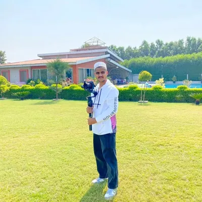 Royal Munda برھان الدین profile