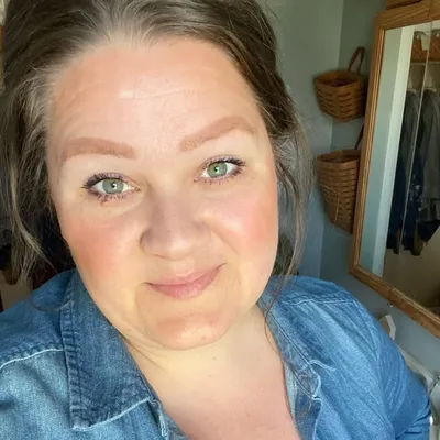 Beth - hand made gift shop owner profile